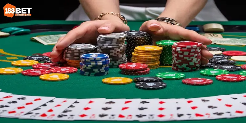 Cách Chơi Poker - Chi Tiết Luật Từ A Đến Z Cho Người Mới 3 Áp dụng ngay 6 mẹo đánh Poker để chiến thắng
